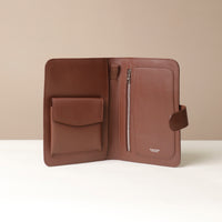 Globetrotters Document Holder