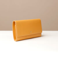 VersaViva Clutch