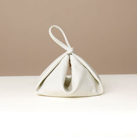 Interior view of ivory Silueta Bag – soft lining with functional compartments