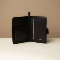 Globetrotters Document Holder