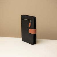 Globetrotters Document Holder