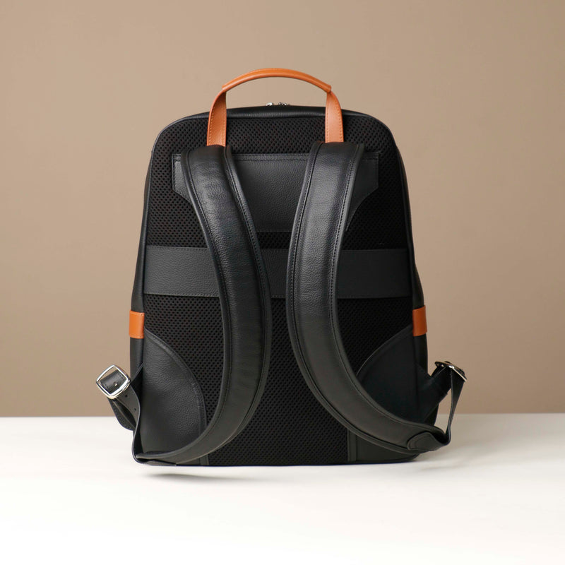 files/Backpack-evans-black-brown-pebble-leather-danilos_2.jpg