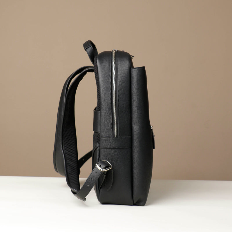 files/Backpack-evans-black-pebble-leather-danilos_3.jpg
