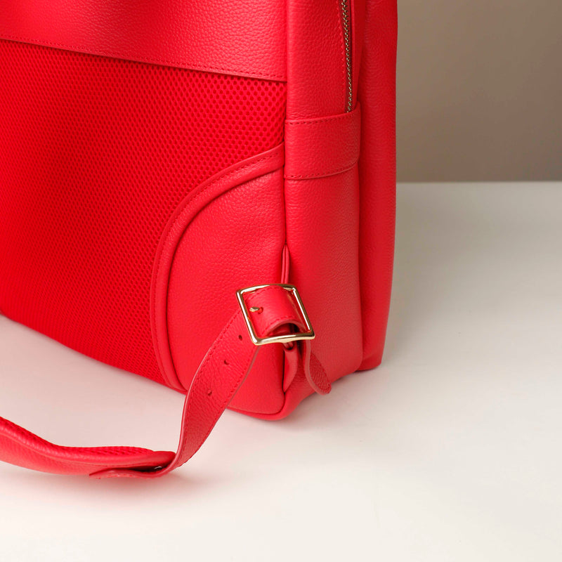 files/Backpack-evans-red-pebble-leather-danilos_4.jpg