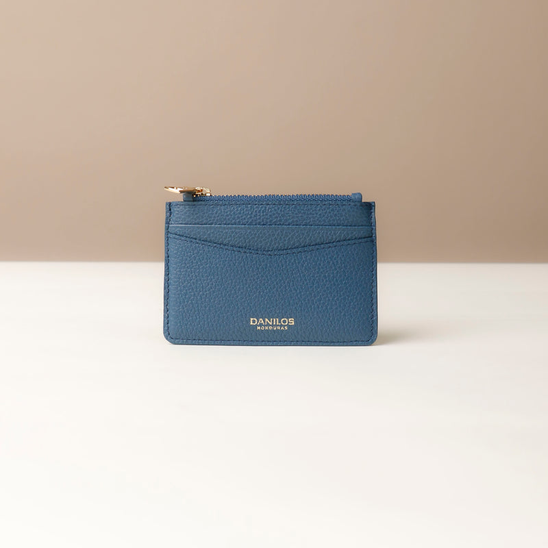 files/Card-Case-Nirua-blue-pebble-leather-danilos.jpg