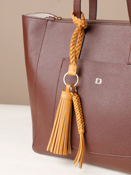 Charm de cuero doble SS25