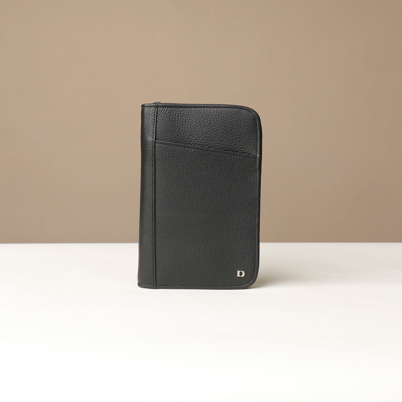 files/Document-portfolio-Alfaro-black-pebble-leather-danilos.jpg