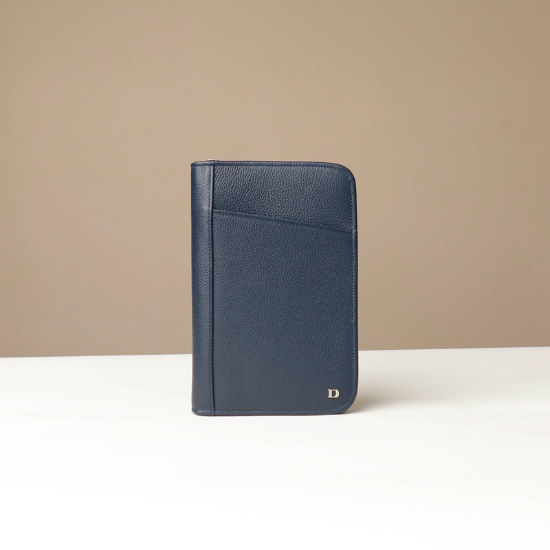 files/Document-portfolio-Alfaro-blue-pebble-leather-danilos.jpg
