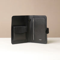 Globetrotters Document Holder