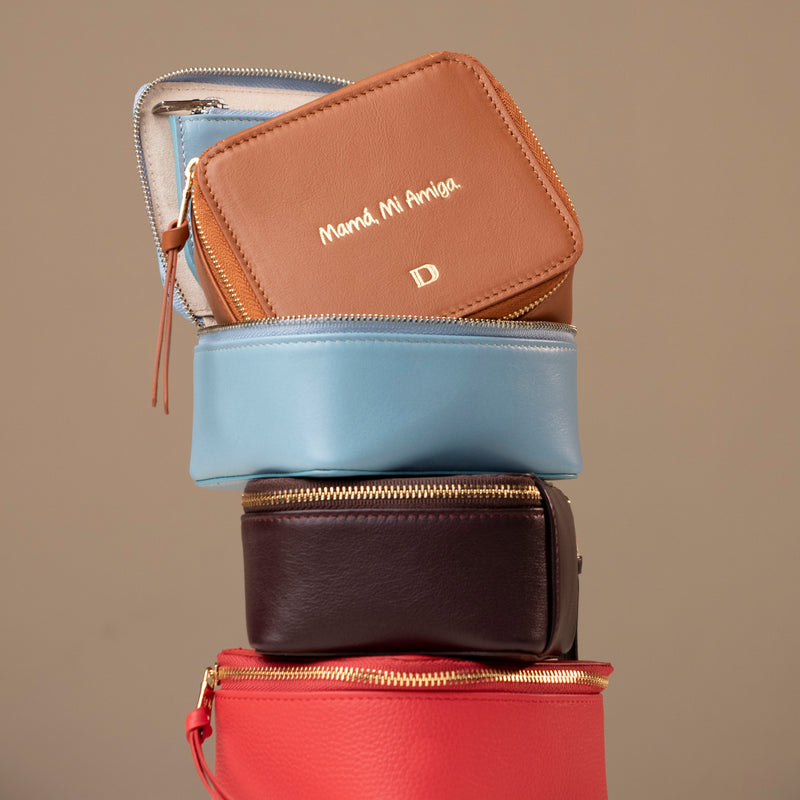 files/Jewelry-Organizer-Anushka-brown-blue-red-leather-danilos.jpg
