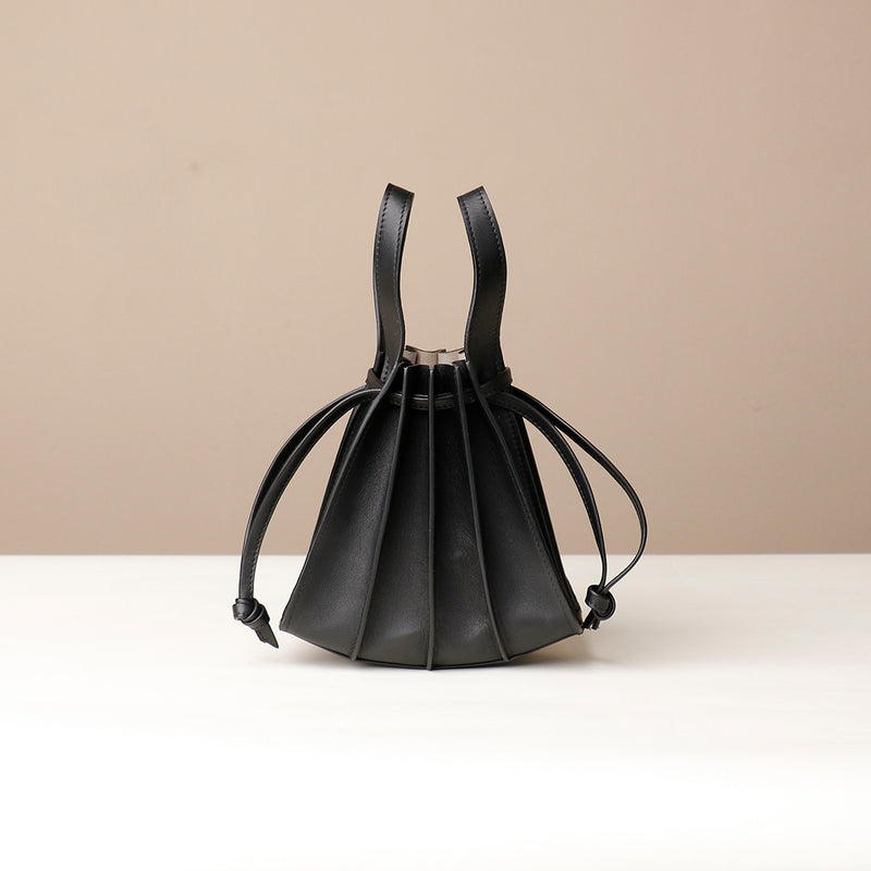 files/Mini_Papillon_Black-Front-1.jpg