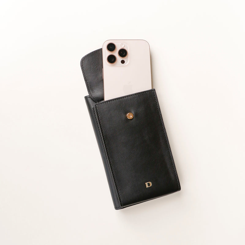 files/Multi-Smartphone-Alessia-black-leather-danilos-1.jpg
