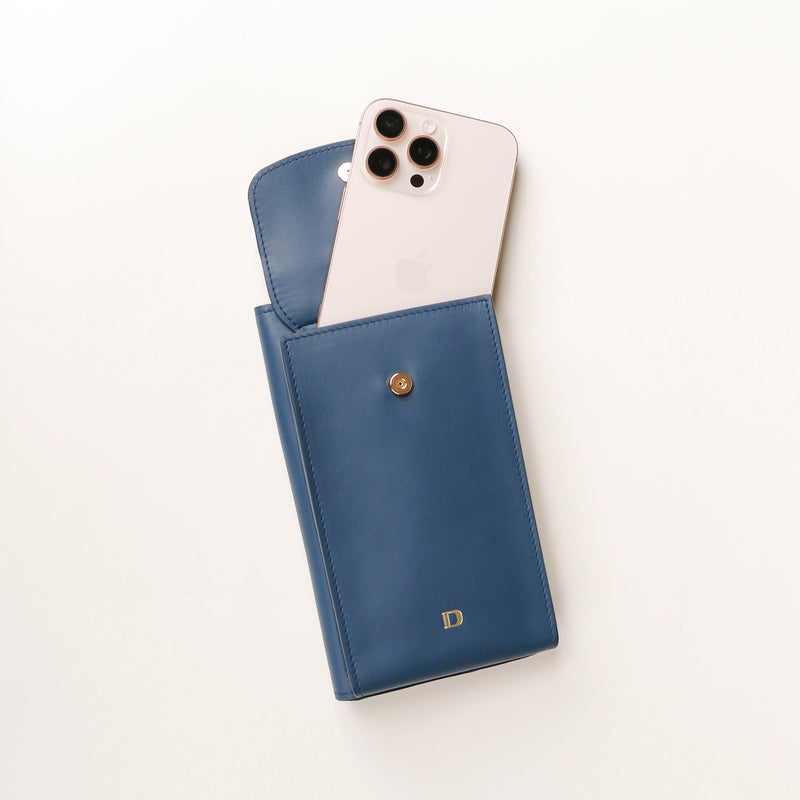 files/Multi-Smartphone-Alessia-blue-leather-danilos-1.jpg