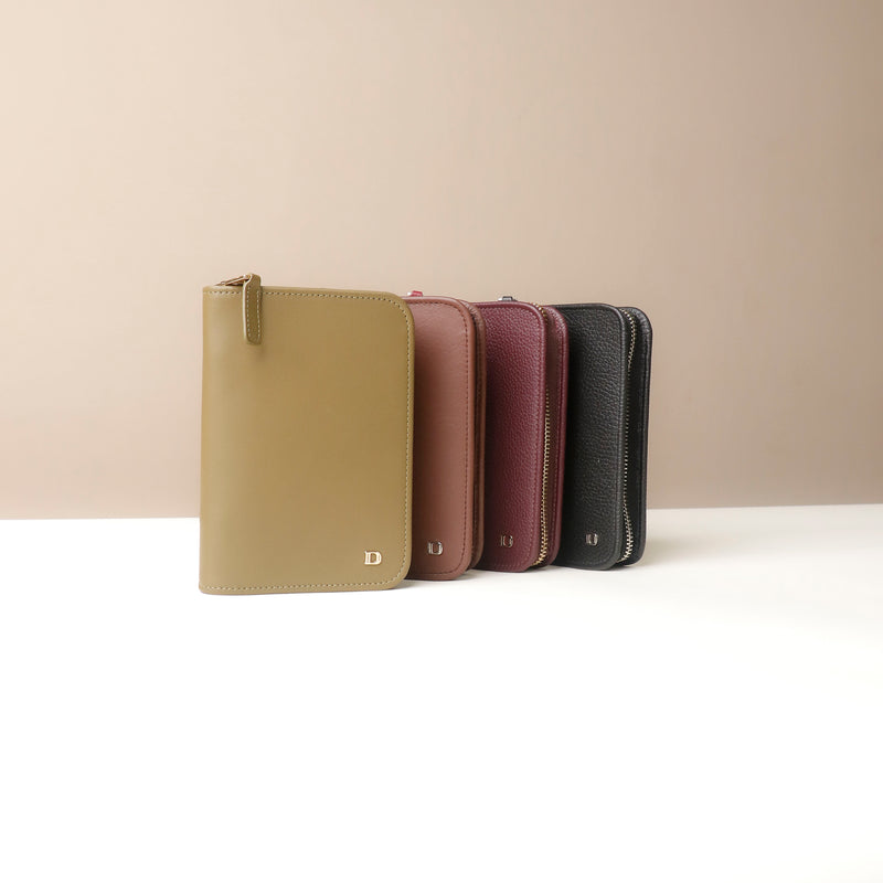 files/Passport-Case-Lovable-multi-color-zipper-pebble-leather-danilos_1.jpg
