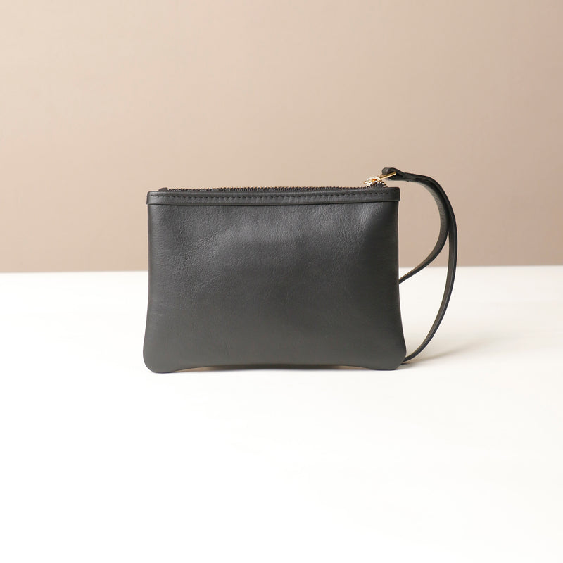 files/Wristlet-Julia-Julia-black-leather-danilos_1.jpg