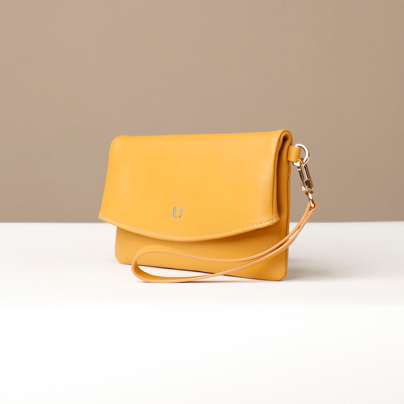 files/clutch-karelia-yellow-leather-danilos-1.jpg