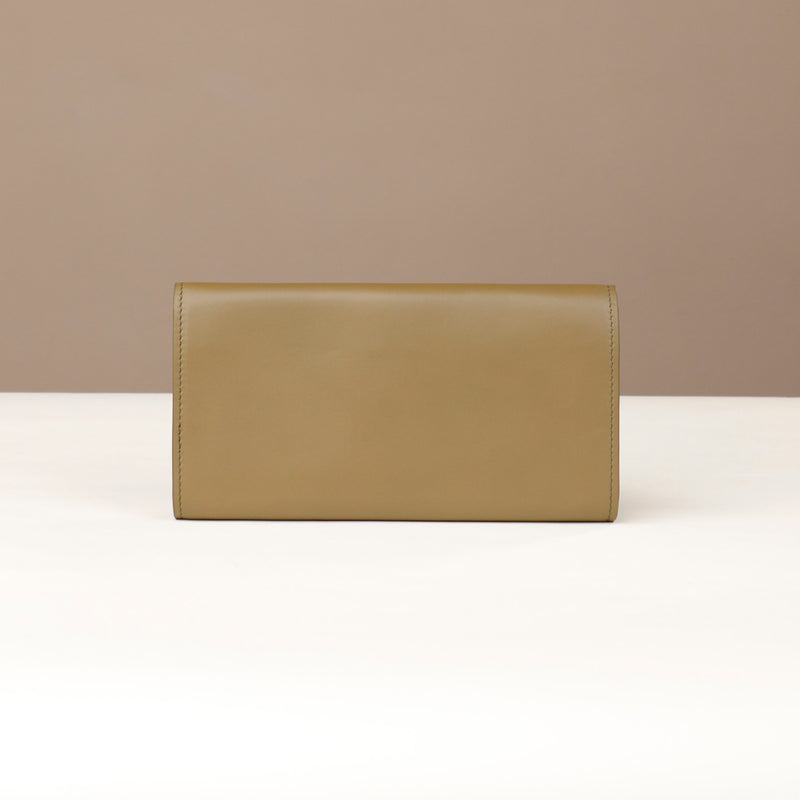 files/clutch-versaviva-green-leather-danilos-4.jpg