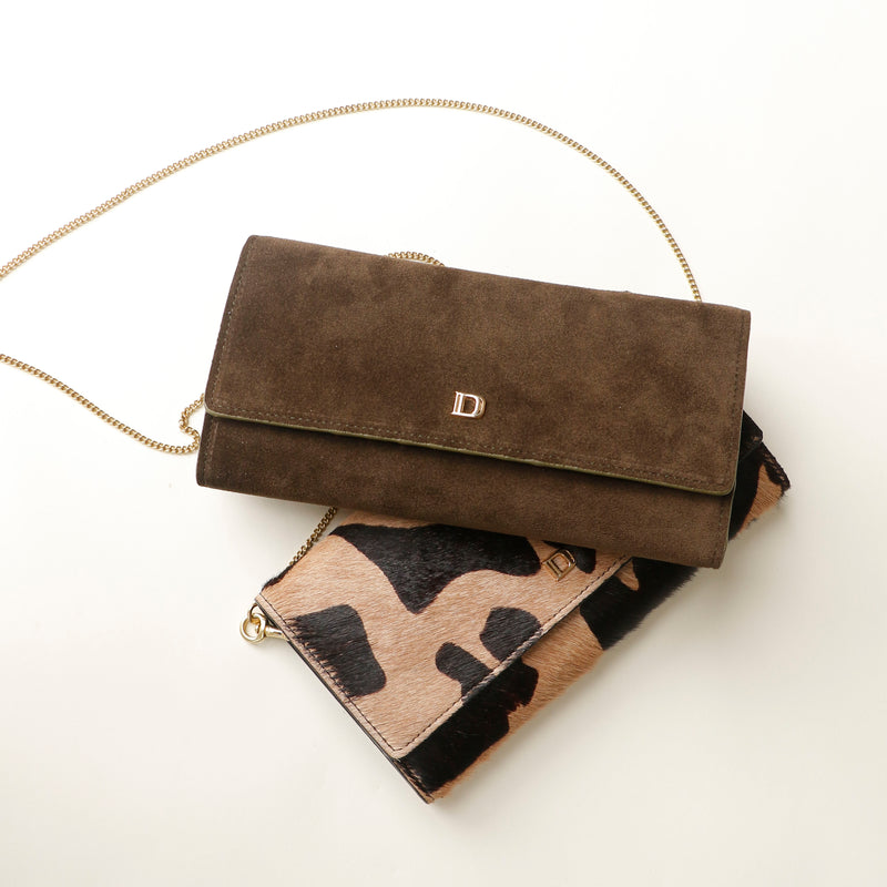 files/clutch-versaviva-strap-black-spots-beige-suede-leather-danilos_5_3880b4b6-30cf-4e9c-ae5e-c3749b45ad6b.jpg