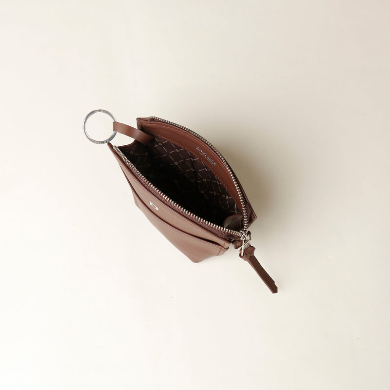 files/coin-pouch-eury-brown-leather-danilos_3_56dbe702-a795-47d9-bd47-8d46ee4c017c.jpg