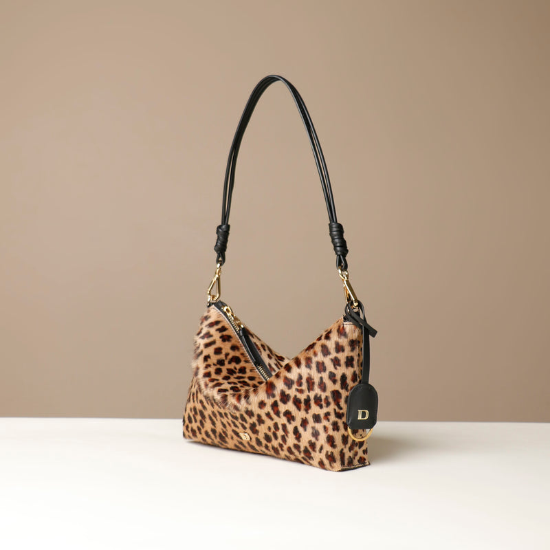 files/crossbody-bag-zeste-jr-cheetah-leopard-animal-print-hair-leather-danilos_1.jpg