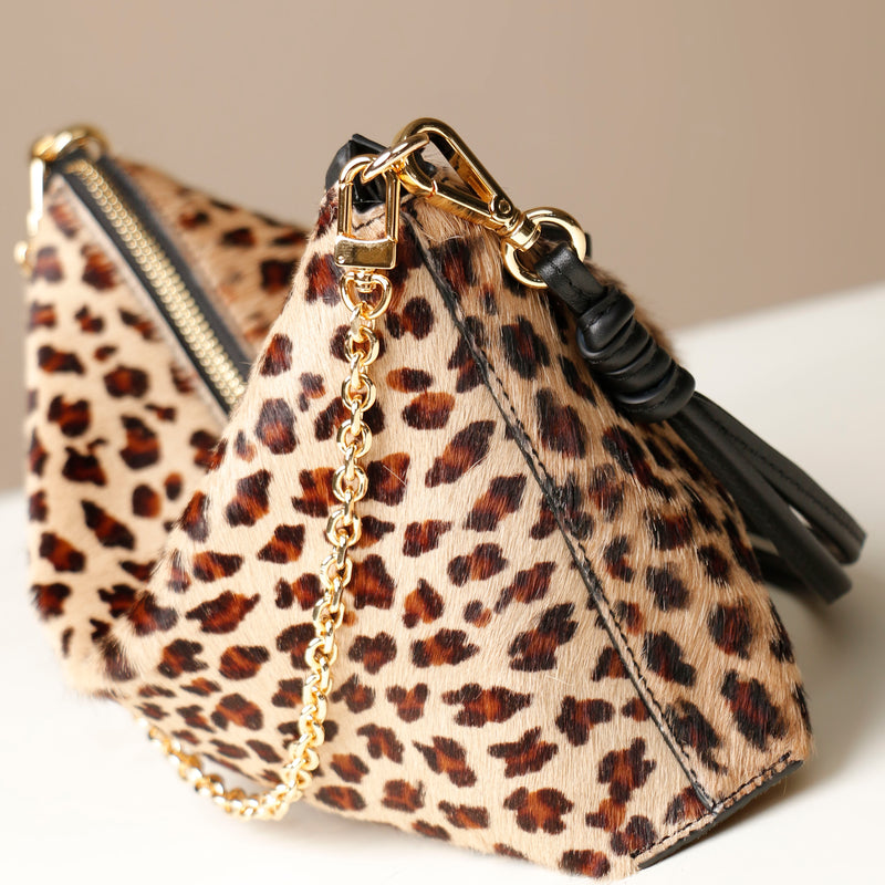 files/crossbody-bag-zeste-jr-cheetah-leopard-animal-print-hair-leather-danilos_4.jpg