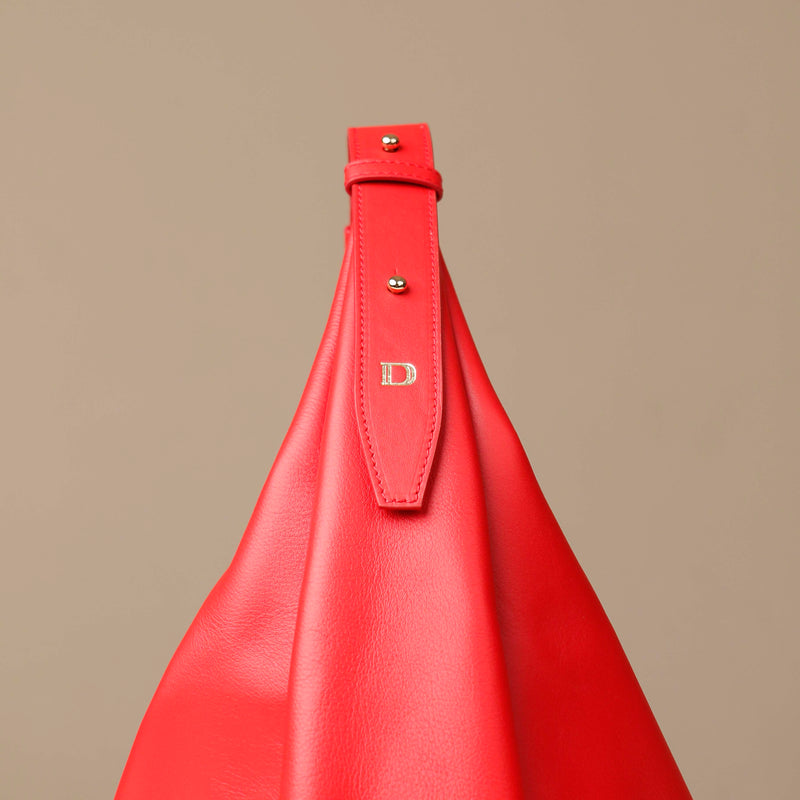 files/handbag-mia-minimale-red-leather-danilos_3.jpg