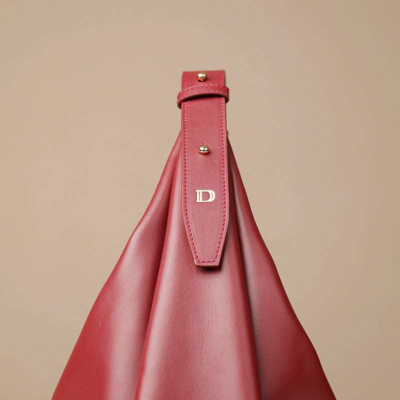 files/handbag-mia-minimale-wine-red-leather-danilos_2.jpg