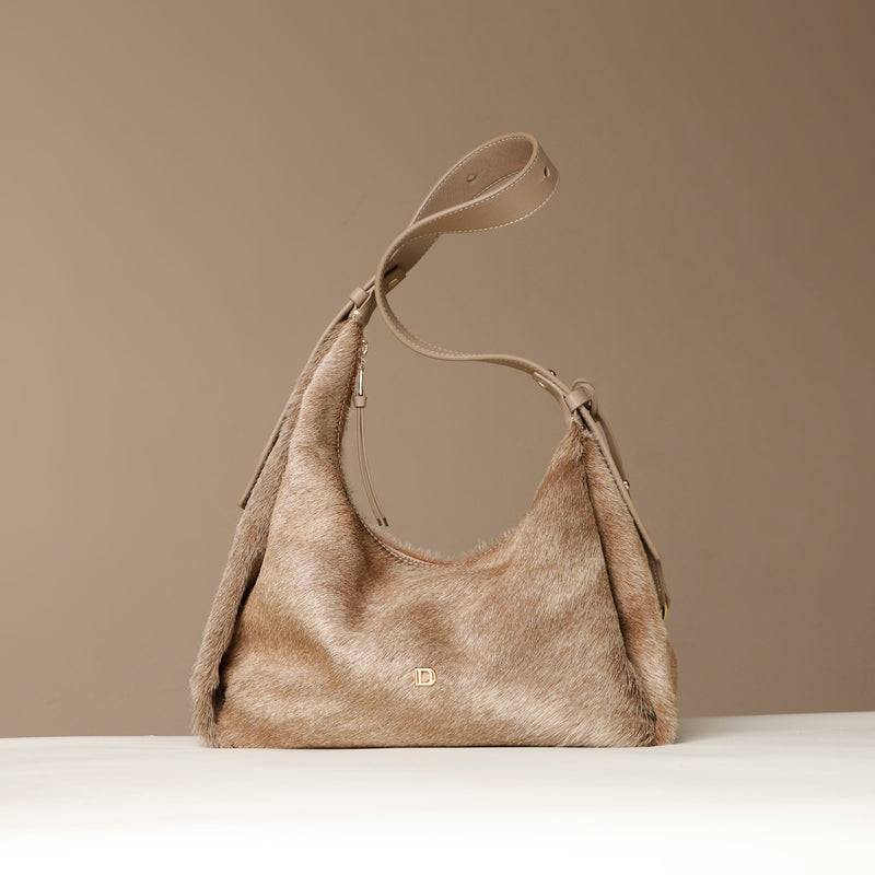 files/handbag-mini-mia-minimale-beige-furr-suede-leather-danilos_1.jpg