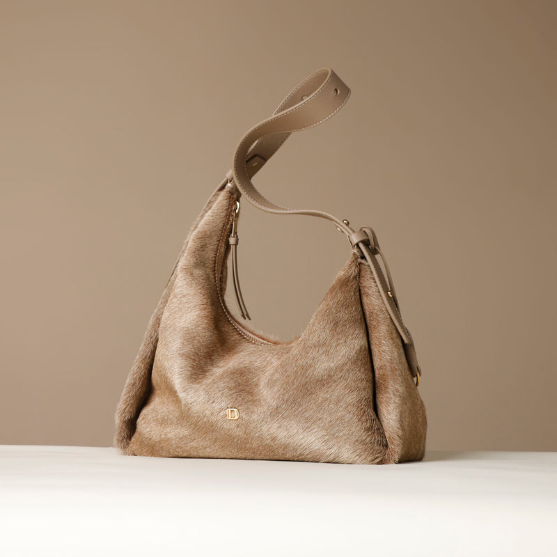 files/handbag-mini-mia-minimale-beige-furr-suede-leather-danilos.jpg