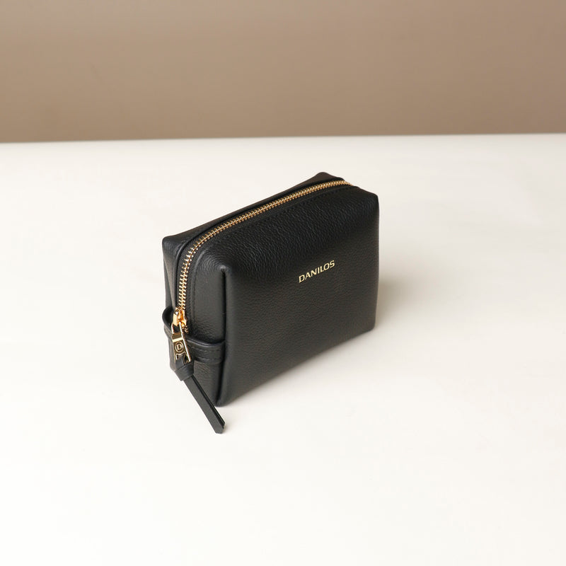 files/toilet-bag-mini-emma-black-leather-danilos_1.jpg