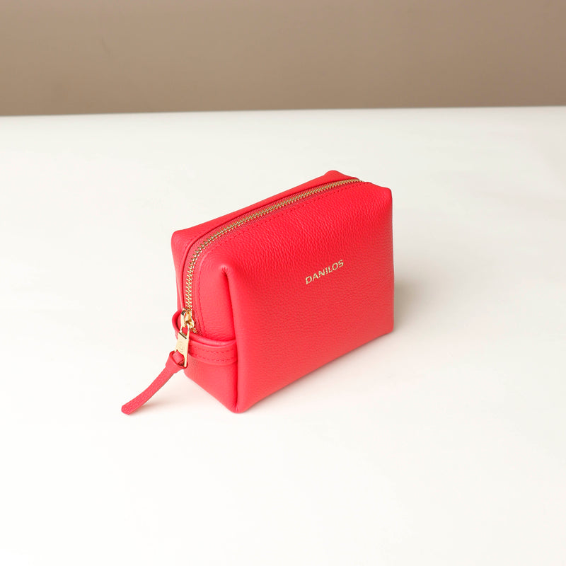 files/toilet-bag-mini-emma-red-leather-danilos_1.jpg