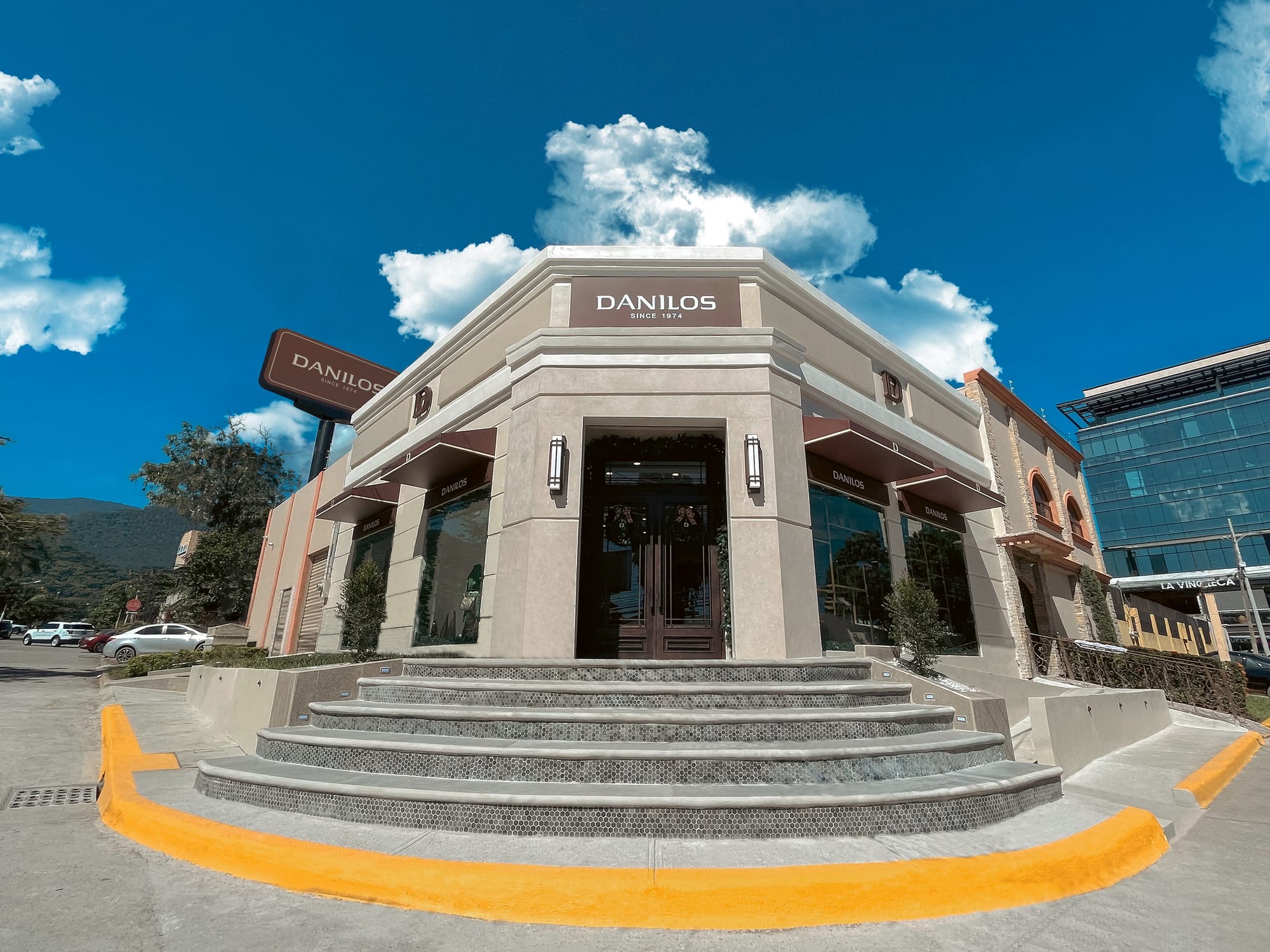 San Pedro Sula — Flagship — Danilos